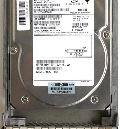 Seagate Cheetah 10K.7 Series 73GB 10000RPM Ultra320 SCSI 8MB Cache 80-Pin 3.5-Inch Hard Drive Seagate Cheetah 10K.7 Series 73GB 10000RPM Ultra320 SCSI 8MB Cache 80-Pin 3.5-Inch Hard Drive
