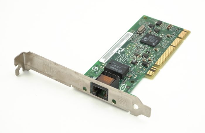 HP Intel  Pro 1000MT Desktop Network Adapter Single-port 314425 - Image 1