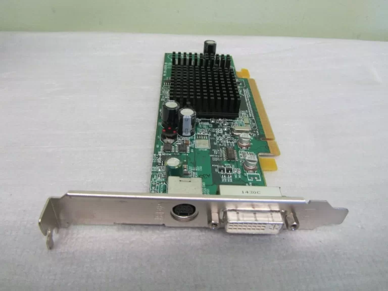 Dell 102a2601100 ATI Radeon X300 DVI S-video 64 MB Pci-e Video Card Cn-0j3887